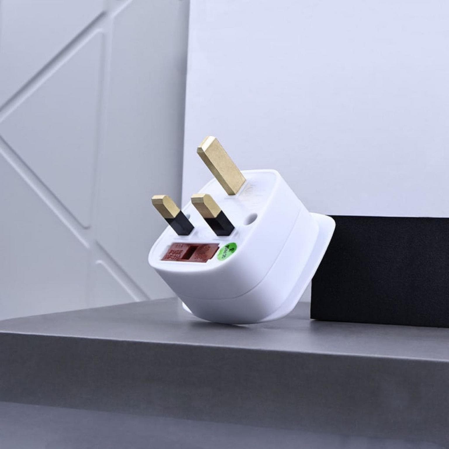 UK Plug Travel Adaptor with Multiple Sockets